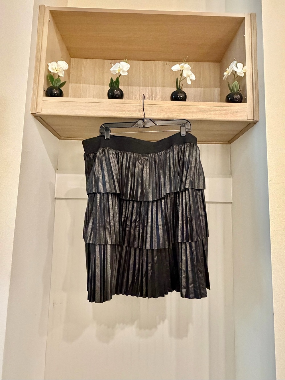 Lane Bryant Black Metallic Tiered Pleated Mini Skirt
